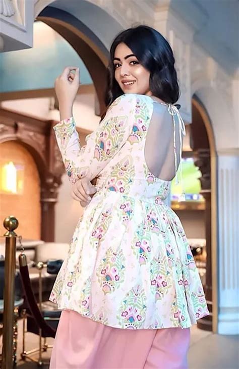 Hot Photos Of Shafaq Naaz Actress Ullu App S The Last Show And Halala SpideyPosts