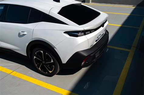 peugeot  test cena dane techniczne