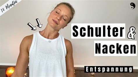 Yoga F R Entspannung Im Schulter Nacken Bereich Effektive Bungen