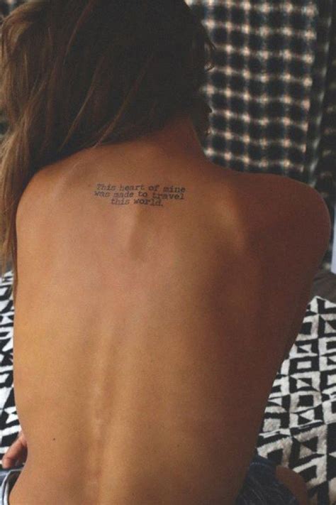 Parmi Tous Les Types De Tatouages Possibles Le Tatouage Phrase Figure