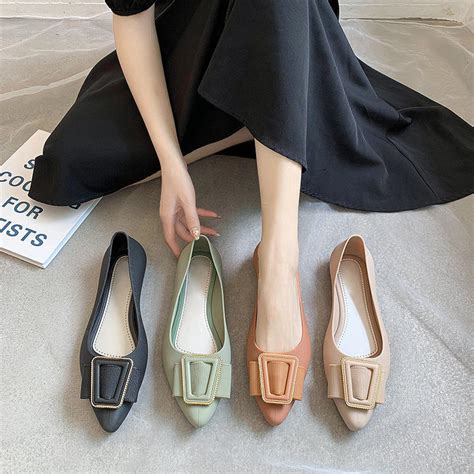 Thin Flat Heel Pointy Shallow Mouth Comfort Versatile Commute Fashion Temperament Patent Leather