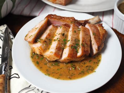 Pork Chops With Apple Cider Pan Sauce Recipe