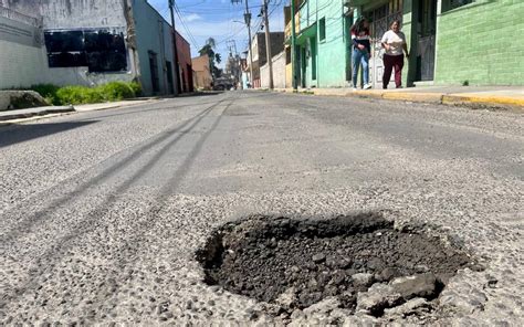 Comienzan A Surgir Baches En El Primer Cuadro Del Centro De Toluca El