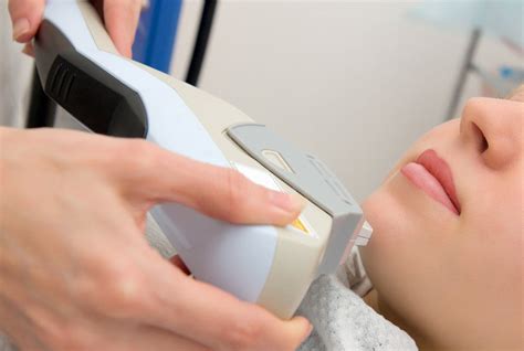 IPL for Facial Hair - 5 Tips To Deal Bet­ter Than Other Treatments