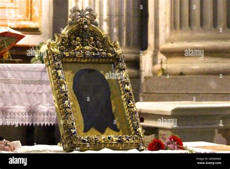 Velo de Verónica o Sudario en la Catedral de Jaén Una vez a la semana