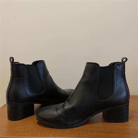 Black Heeled Chelsea Boots Size 8 12 W A Ton Of Depop