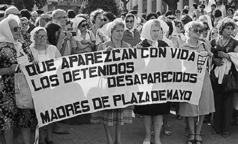 Se cumplen 45 años de la primera ronda de las Madres de Plaza de Mayo