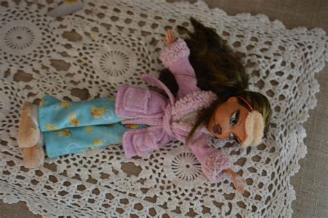 Mavin MGA Bratz Nighty Nite Yasmin Doll With Slumber Party 1st