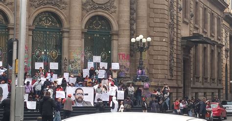 Cercan manifestantes Congreso de la CDMX para impedir la sesión de hoy