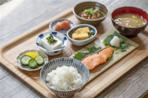 糖質制限中の朝ごはんはどうする？おすすめの食べ物＆レシピ アシタメ コラム