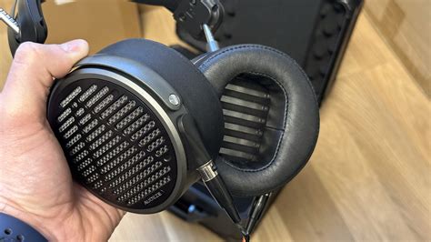 TEST Audeze MM 500 En drøm til både studio og nytelse