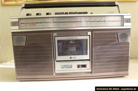 Sharp GF 6060 Ghettoblaster Boombox Radio Kassettenplayer Old School On