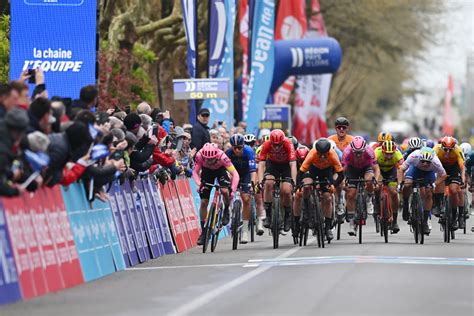 Région Pays de la Loire Tour Marijn van den Berg wins