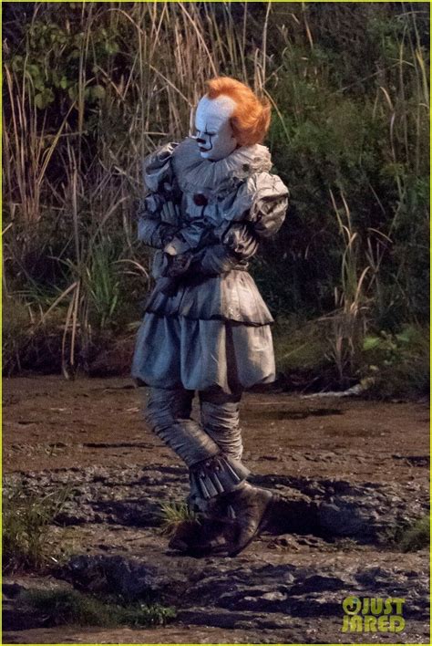 Bill Skarsgard Gets Into Character As Pennywise On It 2 Set Photo