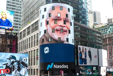 ‘modi Mania In New York Times Square Swarmed With Pms Welcome