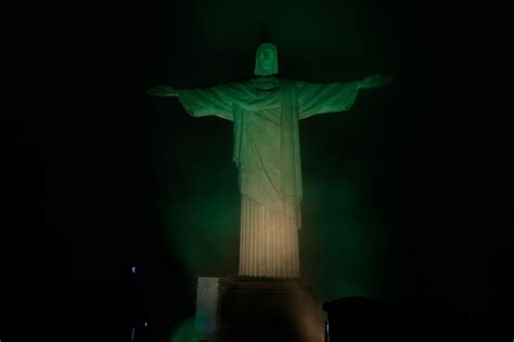 Relevo on Twitter Un nuevo homenaje para Pelé en Río de Janeiro