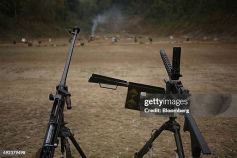 M1919 Browning Machine Gun Photos and Premium High Res Pictures - Getty ...