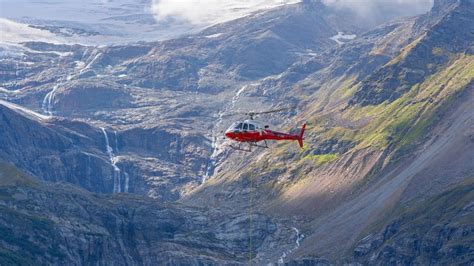 How Loud Is A Helicopter Comparing Helicopter Noise Levels