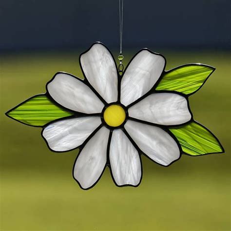 Stained Glass White Daisy Flower Suncatcher Stain Glass White Daisy Ornament On Etsy Stained