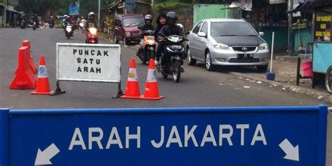 Long Weekend Jalur Puncak Bogor Macet Parah Berita