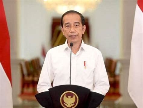 Bbm Naik Pamor Jokowi Turun Dikit