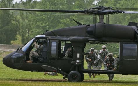 Un Helicóptero Militar Se Estrella En El Sur De Estados Unidos Internacional El PaÍs