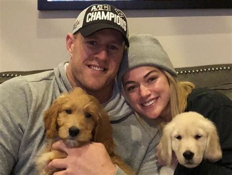 Jj Watt Kealia Ohai Get Engaged While On Vacation Larry Brown Sports