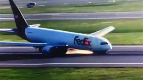 Terrifying Moment Boeing Plane Nosedives On Runway And Sends Sparks