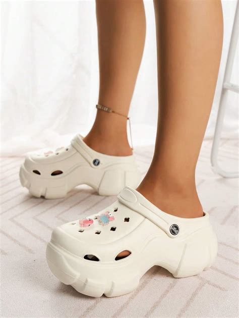 Women Multi Way Wear Octopus Crab Decor Flatform Vented Clogs