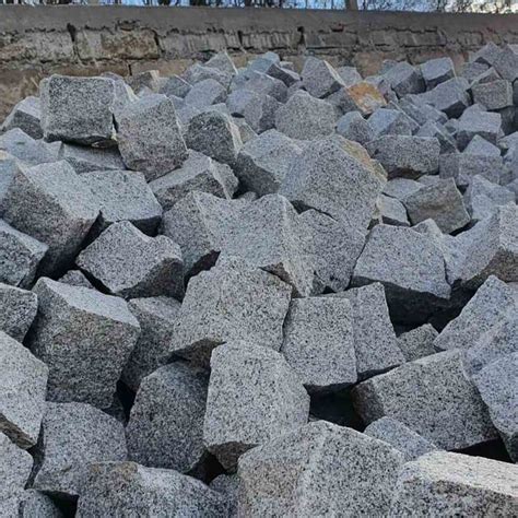 Grey Granite Splitface Cobblestone X X Cm Piatraonline Uk