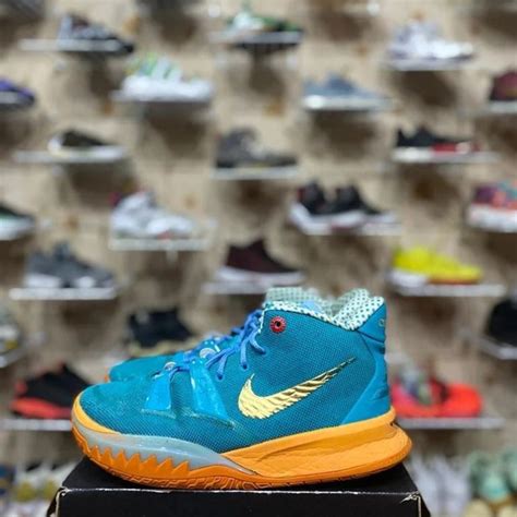 Nike Kyrie Concept Horus Fesyen Pria Sepatu Sneakers Di Carousell