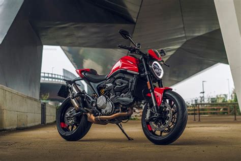 Ducati Monster Prezzo E Caratteristiche Motorimagazine It