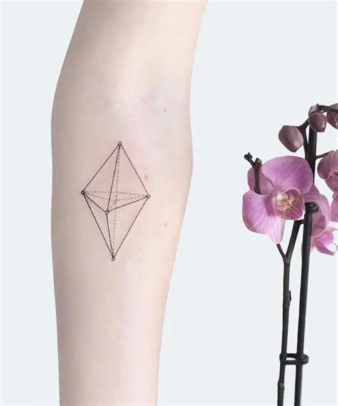 Ideas De Tatuajes Minimalistas Junto A Su Significado