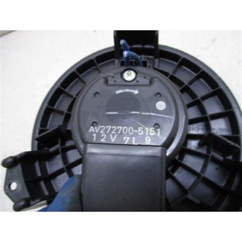 VENTILATOR KABINE OEM N AV272700 5151 ORIGINAL REZERVNI DEL TOYOTA