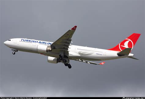 TC JIP Turkish Airlines Airbus A330 223 Photo By Mario Alberto Ravasio