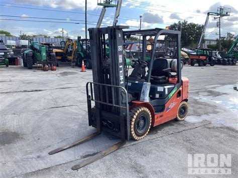 Heli Cpyd Lb Pneumatic Tire Forklift In Miami Florida