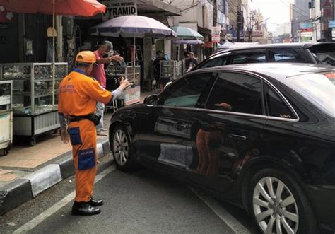 Dishub Kota Bandung Uji Coba QRIS Untuk Bayar Parkir Efektifkah