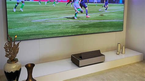 Samsung introduces the world’s first wireless 8K projector | TechRadar