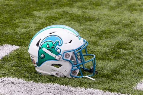 Best College Football Helmets 2022: Tulane's Green Wave Wipes Out The ...