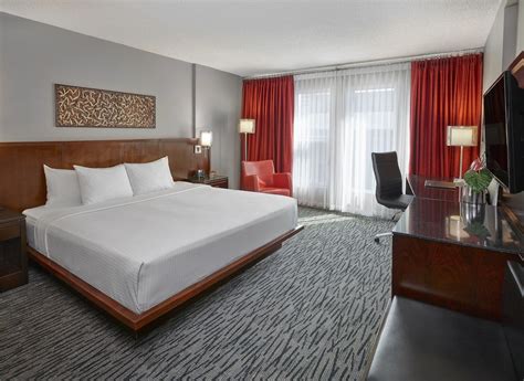 Matrix Hotel Edmonton, Alberta, CA - Reservations.com