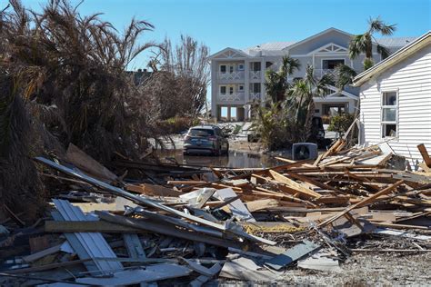 Sanibel residents return to hurricane-ravaged island by boat, await bridge repair | Flipboard