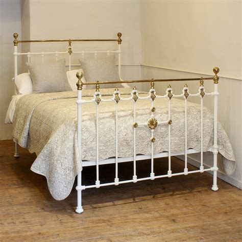 Double Brass And Iron Bed In White Md140 For Sale At 1stdibs White Iron Bed White Brass Bed