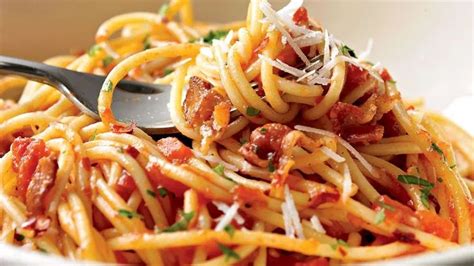 Spaghetti With Spicy Tomato Sauce And Bacon Recipe Eat This Not That