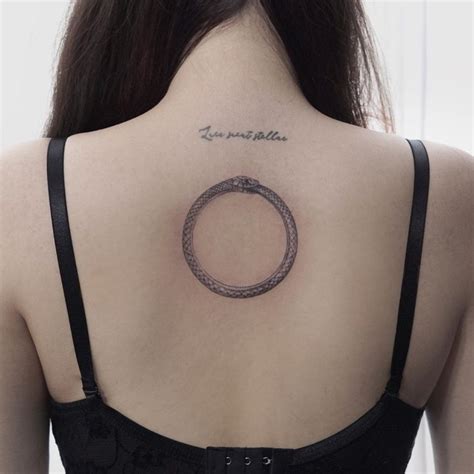 Fotos De Tatuagem Ouroboros Significados E As Melhores Inspira Es