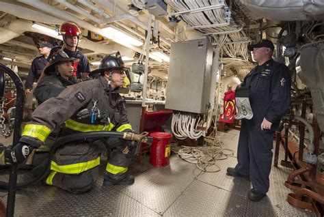 DVIDS - News - USS San Diego, San Francisco Fire Department Team Up for Training During San ...