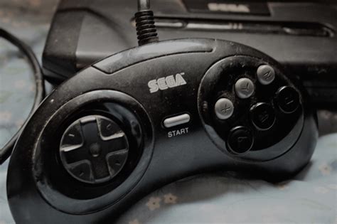 Remembering the iconic SEGA Genesis controller