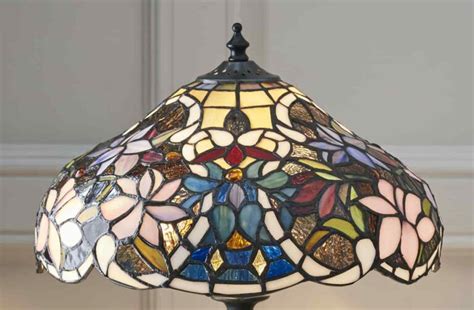 Lampada Da Tavolo Tiffany Stile Art Nouveau Diametro 30cm