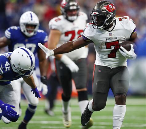 Tampa Bay Buccaneers Escape With Last Minute Win Over Colts