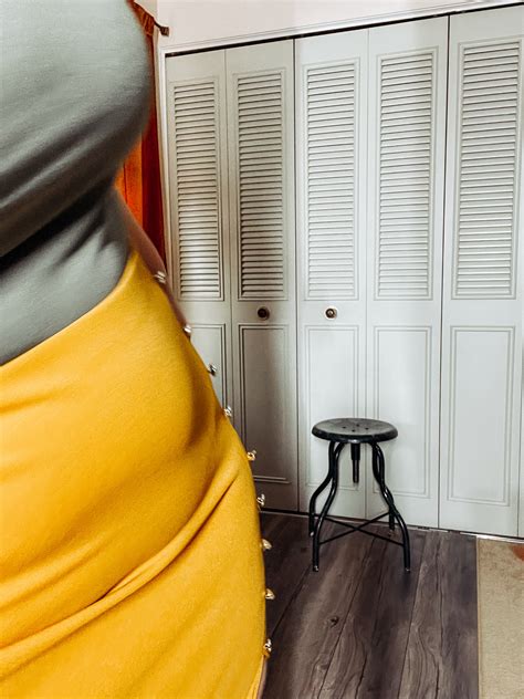 BBW Office Whore Tight Skirt And Heels 20 Pics XHamster