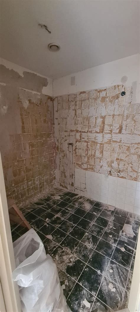 Tegellijm Verwijderen Van Gips Rklussers